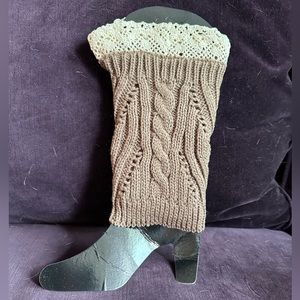 Flair up your fall vibe with a pair of  boot leg warmers.